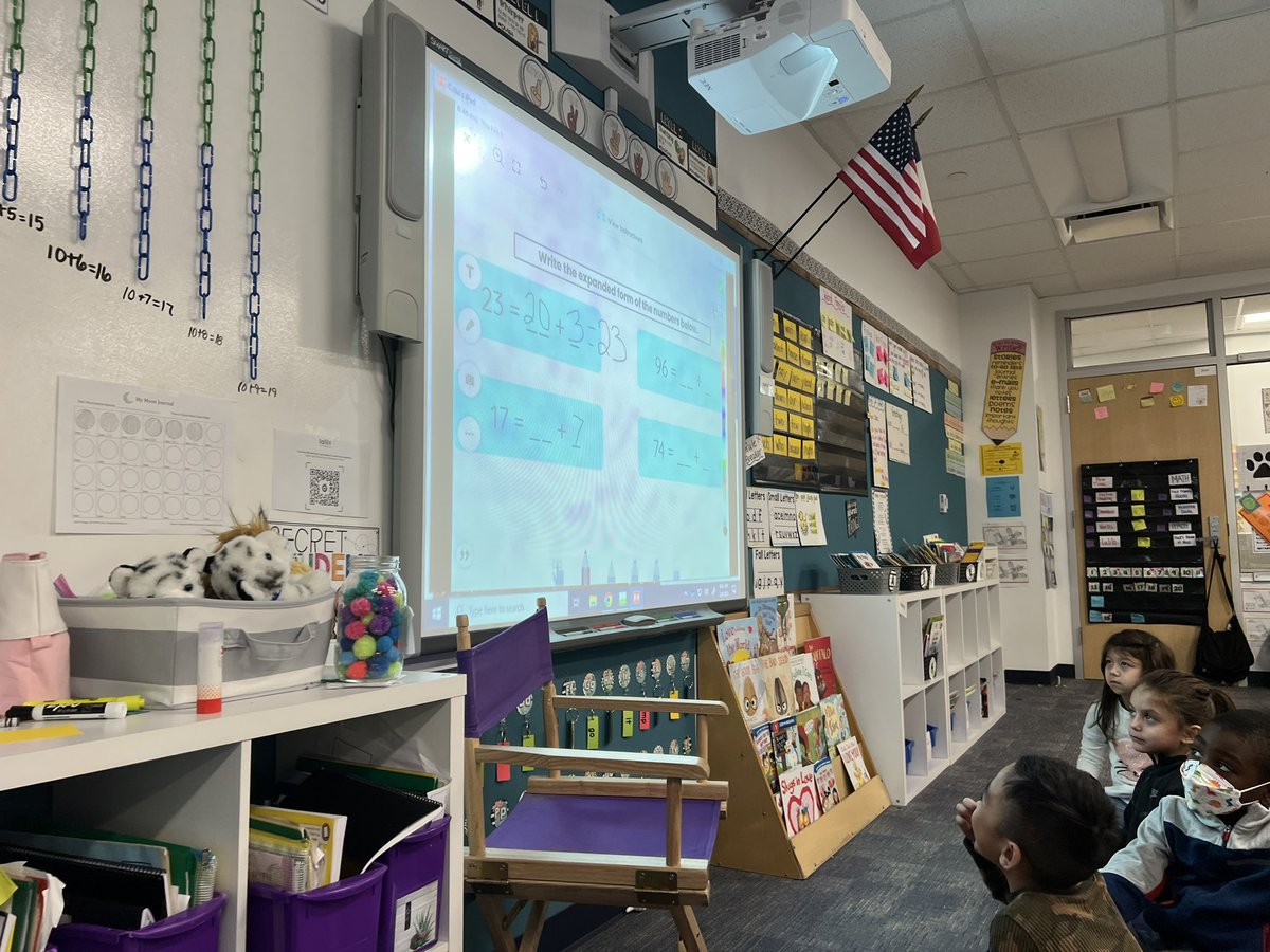 We had a special visit from <a href="/celiagordy/">Celia Gordy</a> this morning! We are SO excited to start using Seesaw in our classroom! #bengalpride