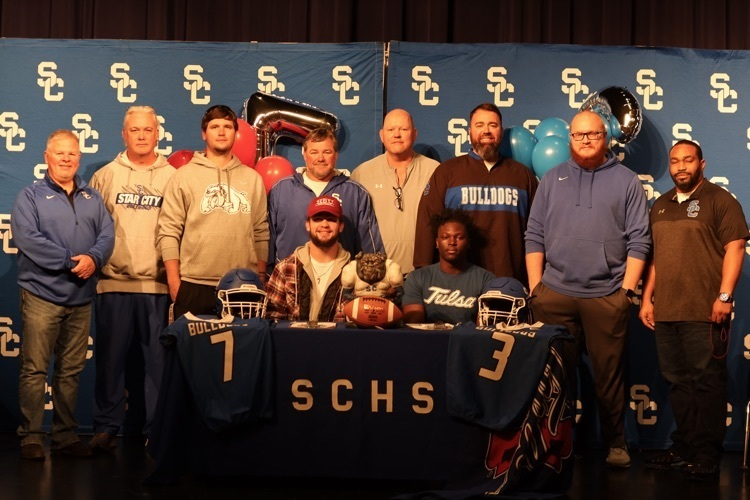 StarCitySchools's tweet photo. It was an exciting day for Bulldogs Mason Taylor and CJ Turner. Mason signed with Henderson State University and CJ with University of Tulsa. Congrats guys! #Bethebest https://t.co/rgTZUlNauW