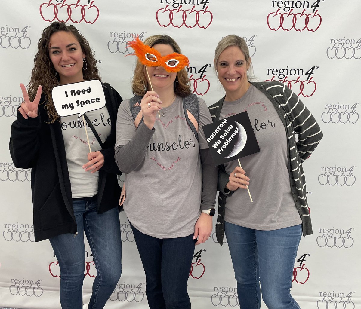 JenniferMuschw1's tweet photo. With the best counselors in the district! #R4Counseling #chooseLP https://t.co/2n3I8YIS53