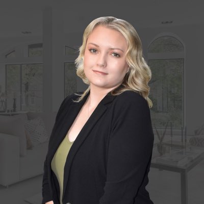 LayneJacqui's tweet photo. #NewProfilePic https://t.co/BdOWiV1gLw