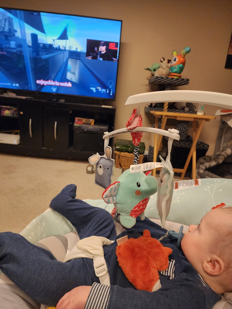 djspecialops's tweet photo. @iamExpel Myson amd I watching your stream. You make me a better player with all your help videos👌 https://t.co/RcS017AsNs