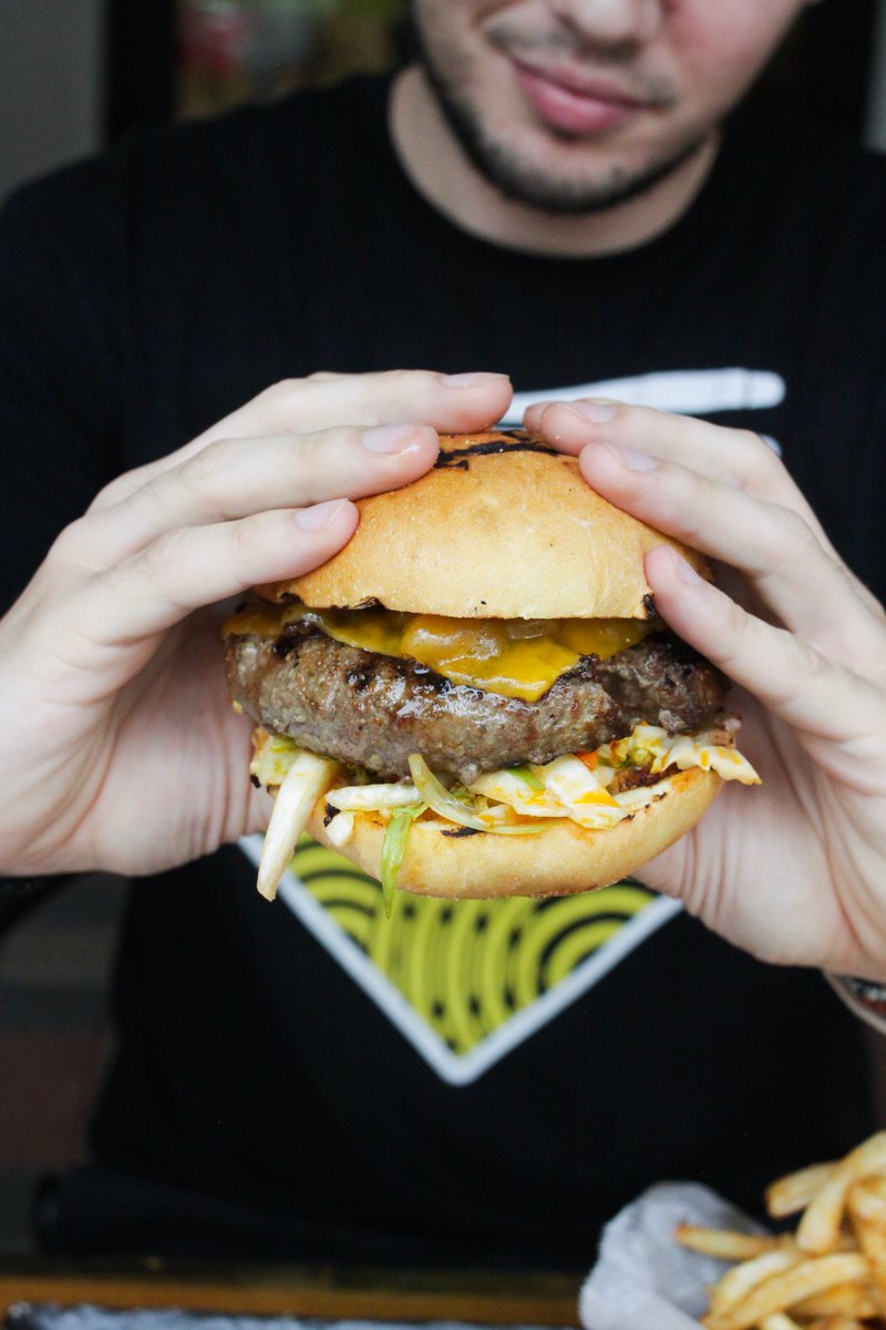 Thanks for the review on our Wagyu Steak Burger! We love it too!

"It's hands down the best burger I have had in boca. And the fries on the side are so so good with the dynamite sauce. I get this each time I go to kapow"
popme.nu/knbwsb6?utm_ca…