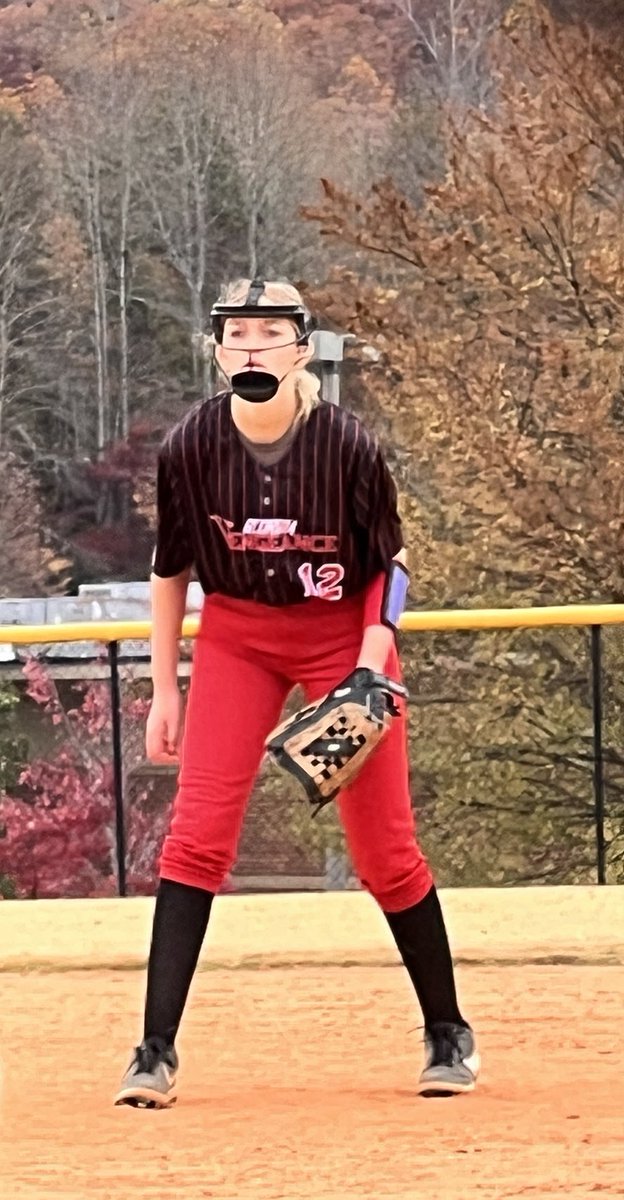 DixieTowler12's tweet photo. Ready to kickoff this softball season and get them wins! #georgiavengeance #daculafalcons #softball #eastonbats #teamsports #travelsoftball #highschoolsoftball #12 https://t.co/Z6X7LH1OKq