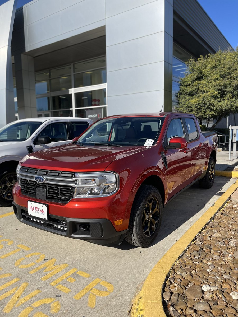 guajardobryan's tweet photo. Here’s a Fully Loaded 2023 Ford Maverick 🤌🏽
Come down for a test drive! I’m here all day! @McCombsWestFord 
7111 Nw Loop 410, San Antonio Texas 78238 https://t.co/7N94659C6n