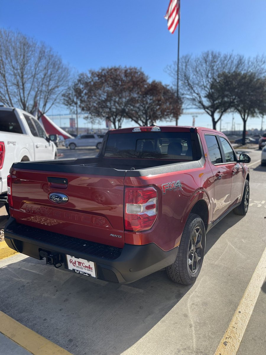 guajardobryan's tweet photo. Here’s a Fully Loaded 2023 Ford Maverick 🤌🏽
Come down for a test drive! I’m here all day! @McCombsWestFord 
7111 Nw Loop 410, San Antonio Texas 78238 https://t.co/7N94659C6n