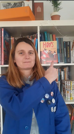 SeidkonaPress's tweet photo. I'm dead inside, mais mettez de la joie dans votre vie en achetant HOOPS de @geniespinosa 
https://t.co/vk8soNdsZc

#HOOPSbd #smallpress #financementparticipatif #BD #edition #crowdfunding https://t.co/Xp1yV71XzF