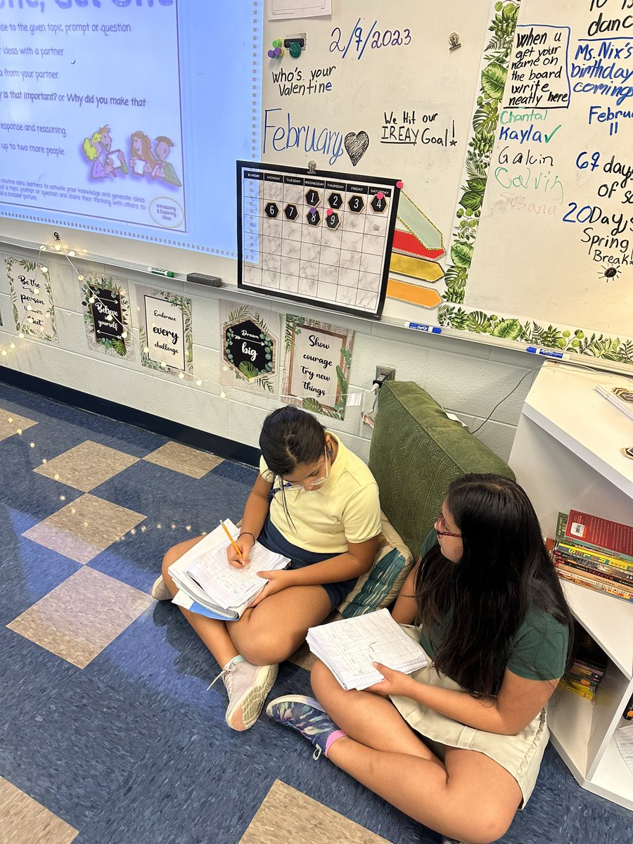 Fourth graders explaining the meaning of the figurative language used in the Tall Tale, Thunder Rose.👧🏽🌪️🐂⚡️<a href="/LelyLionsRoar/">Lely Elementary</a>
