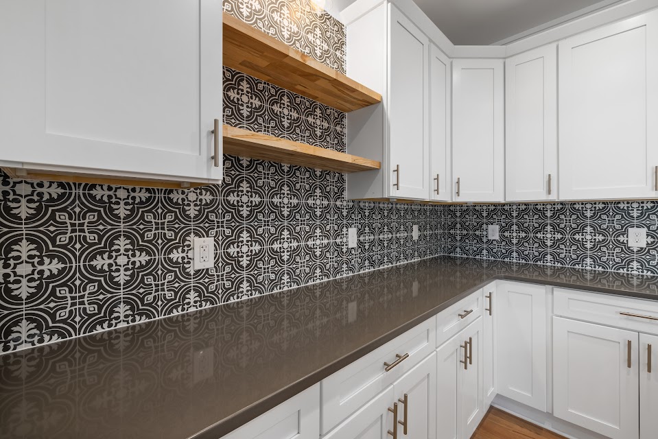 OldeWorldMill's tweet photo. Olde World Mill &amp; Cabinets has customers from all over Contra Costa County and would enjoy meeting you. Check us out today! https://t.co/VN0ZxVpu0A #CustomWoodClosets #CustomWoodShelves #CustomWoodDoors #CustomBars https://t.co/rxso2UOPqm