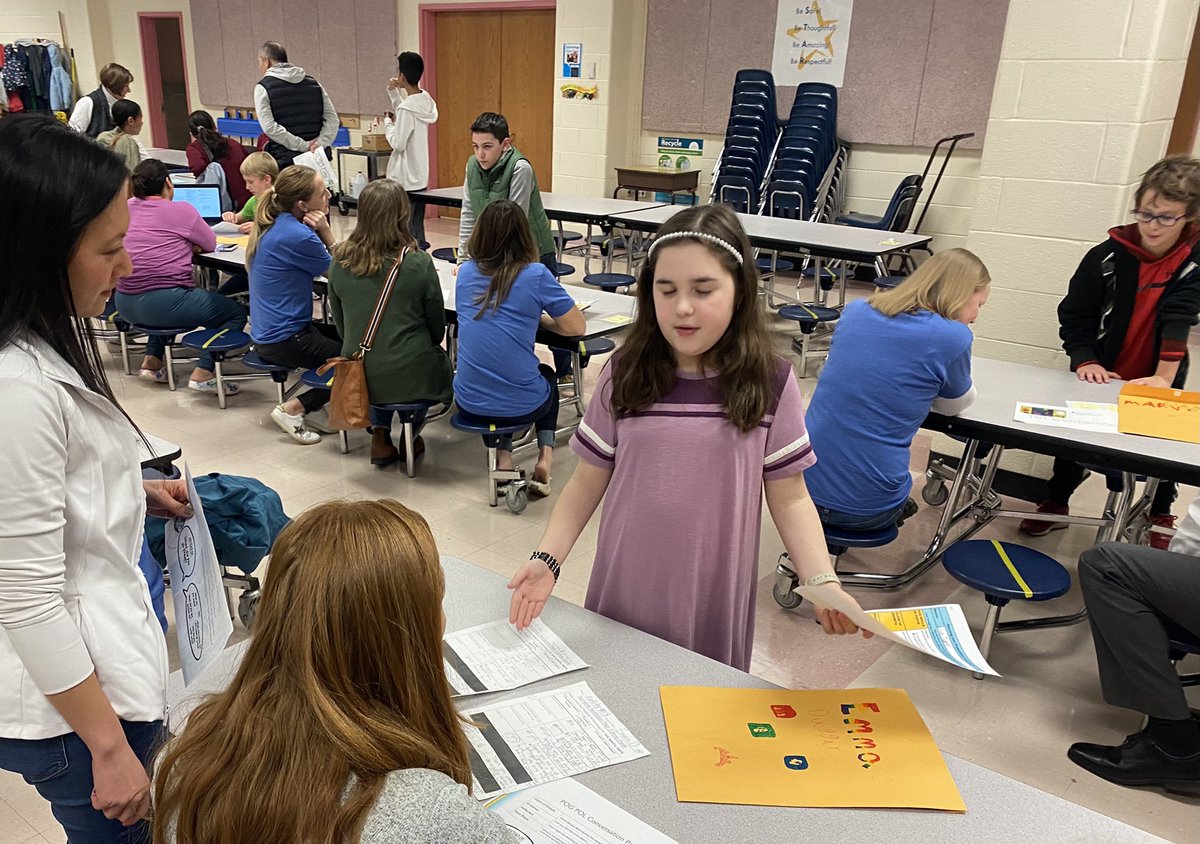 Holly Sims tweet media