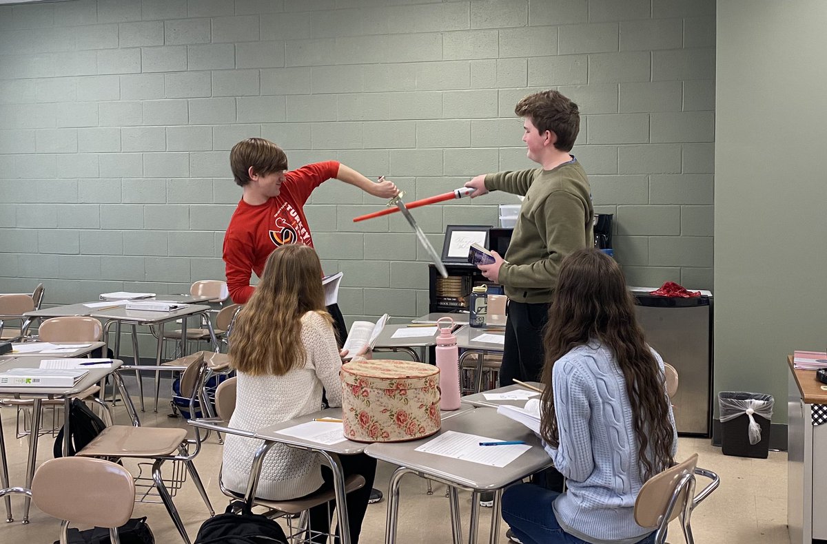 Kristin Robertson tweet media