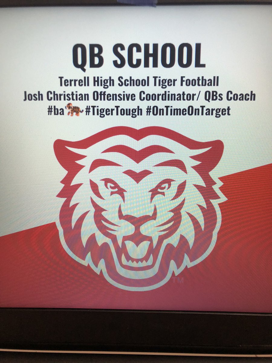 CoachChristianJ's tweet image. 🚨Almost that time!🚨 
#ba🐅 #TigerTough #OnTimeOnTarget
@TerrellTigerFB