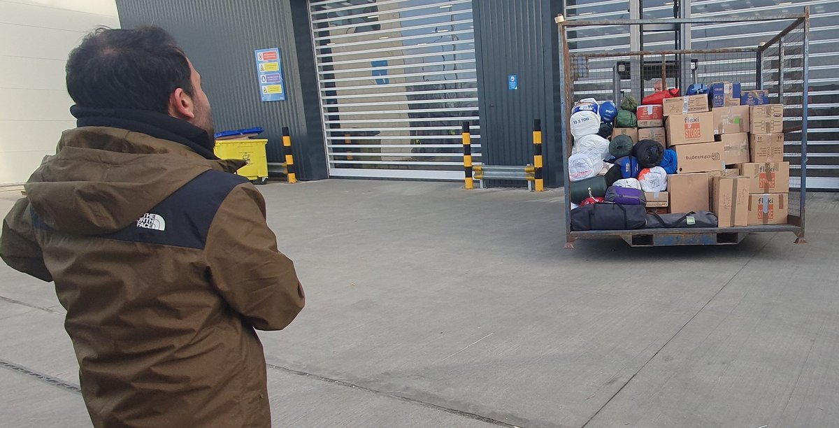 DrNickyM1's tweet photo. Doing what he can. @DogushanKilic of @UoM_EES  sends another load if vital supplies to #TurkeySyriaEarthquake. @UoMNews https://t.co/C5ZPA64uRX