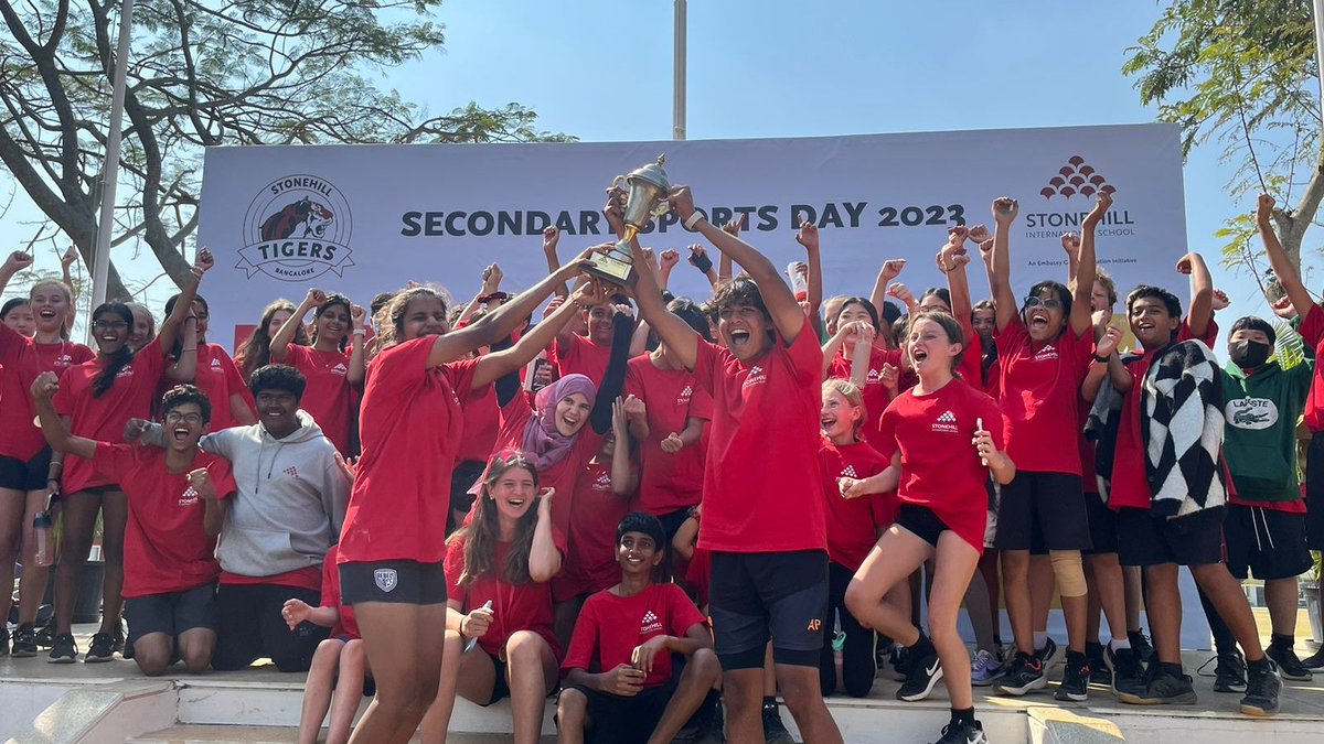 Bachendri House lifting the Sports Day Cup at the end of a brilliant competition yesterday!! A full day of track and field athletics, great atmosphere, and loads of exciting events. #SISlearns