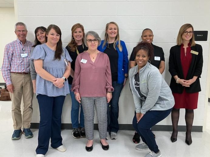PBGA was able to provide services to 10 families and glasses to 8 at our December Clinic! Each child was able to select✌pairs of glasses😎.
A big shout out to our amazing team of volunteers:
Dr. Johnson, Traci, Evelyn, Heather, Sandy, and Jessica!
#VisionClinics