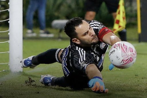 ToqueSports's tweet photo. ¡SANCIONADO❌! Junior de Barranquilla fue sancionado por Dimayor debido al uso no autorizado del color de uniforme de Sebastián Viera en el partido frente a Bucaramanga por la fecha 3 de la Liga BetPlay

💰 La multa que deberá pagar el club por esta infracción es de $5.800.000. https://t.co/qgKGgraPFI