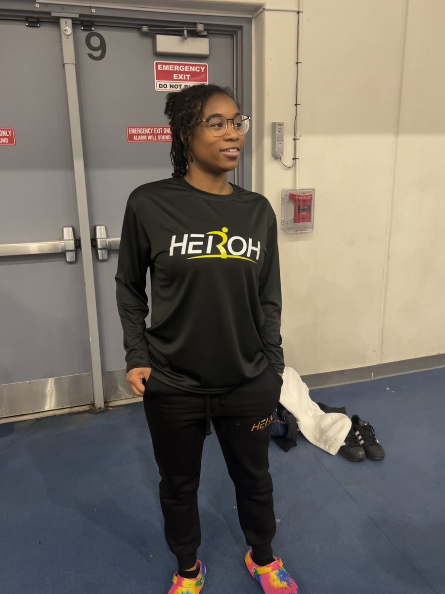 Ari Mack tweet media