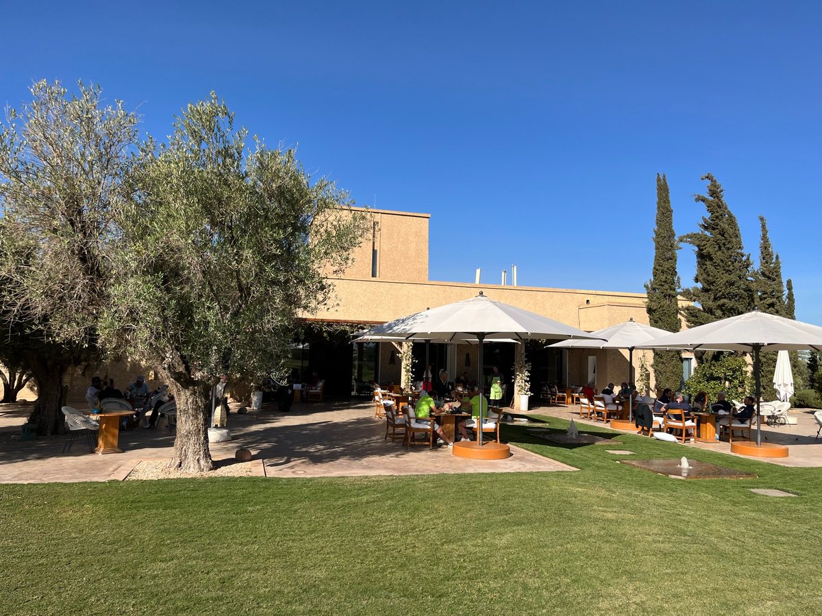 Whether a keen #golfer or not, the Clubhouse #restaurant at award-winning #Assoufid #golf club in #Marrakech is a great spot for lunch with amazing views over the lush lawns and out towards the majestic Atlas Mountains, just moments from our flagship opulent #villa, Cobalt Blue