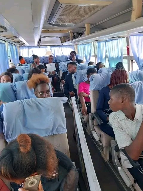 RhicGlobal's tweet photo. 4DG 2023!!!
We are glad you made it!!!
Brace yourself for a shift. Prepare for the extraordinary
Open your heart and be set to receive The Blessing.
#RHIC #RhicGlobal #AnotherLevel #4DG #TheBlessing #overflow2023 https://t.co/9PmPyq44rF