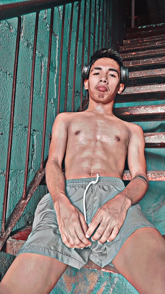 pcyriel1's tweet photo. Hired me cavite dasma🤤 https://t.co/VxtLpr9Q7E