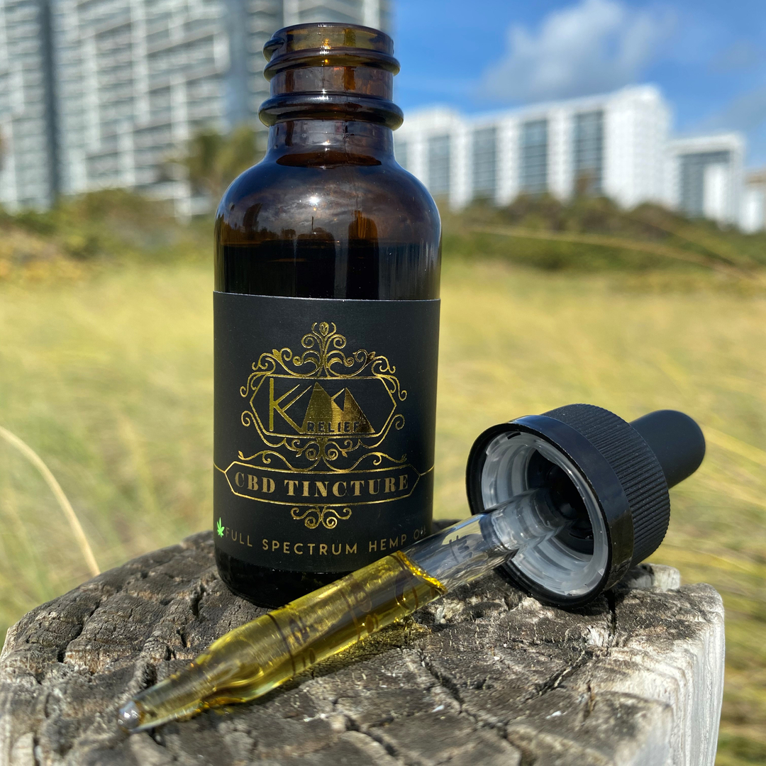 KmRelief's tweet photo. Do you know what's in your tinctures? 💧 KM Relief organic tinctures use only single-estate Greek olive oil and full-spectrum hemp distillate!

💖 Get FREE Vegan Fruity Hemp Gummies with every KM Relief purchase until Feb. 20th. https://t.co/uKT4lYUSJM