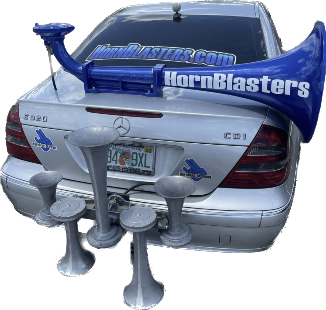 The worlds loudest Mercedes! Km85 and Nathan Airchime K5