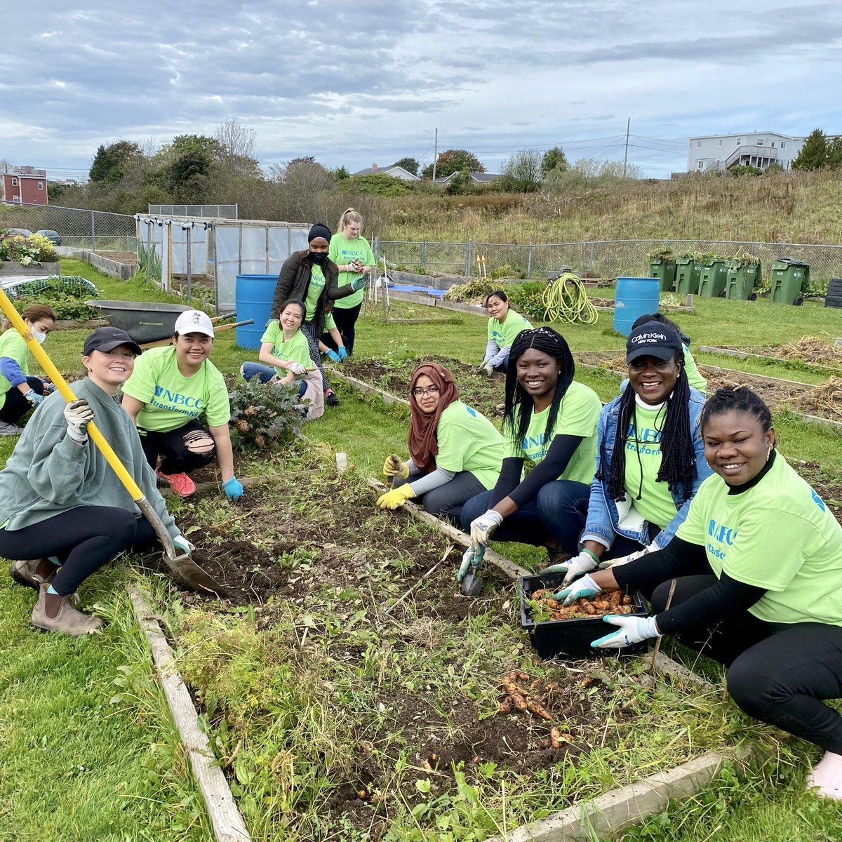 myNBCC's tweet photo. In 2022, @TransformNB continued to inspire change through community leadership!
 
Over 3K extraordinary students &amp; staff participated in 250+ service learning &amp; volunteer activities, contributing 17K hours.
 
Here’s to more lives &amp; communities transformed in 2023! #TransformNB 💚 https://t.co/ffZJHwlIkw