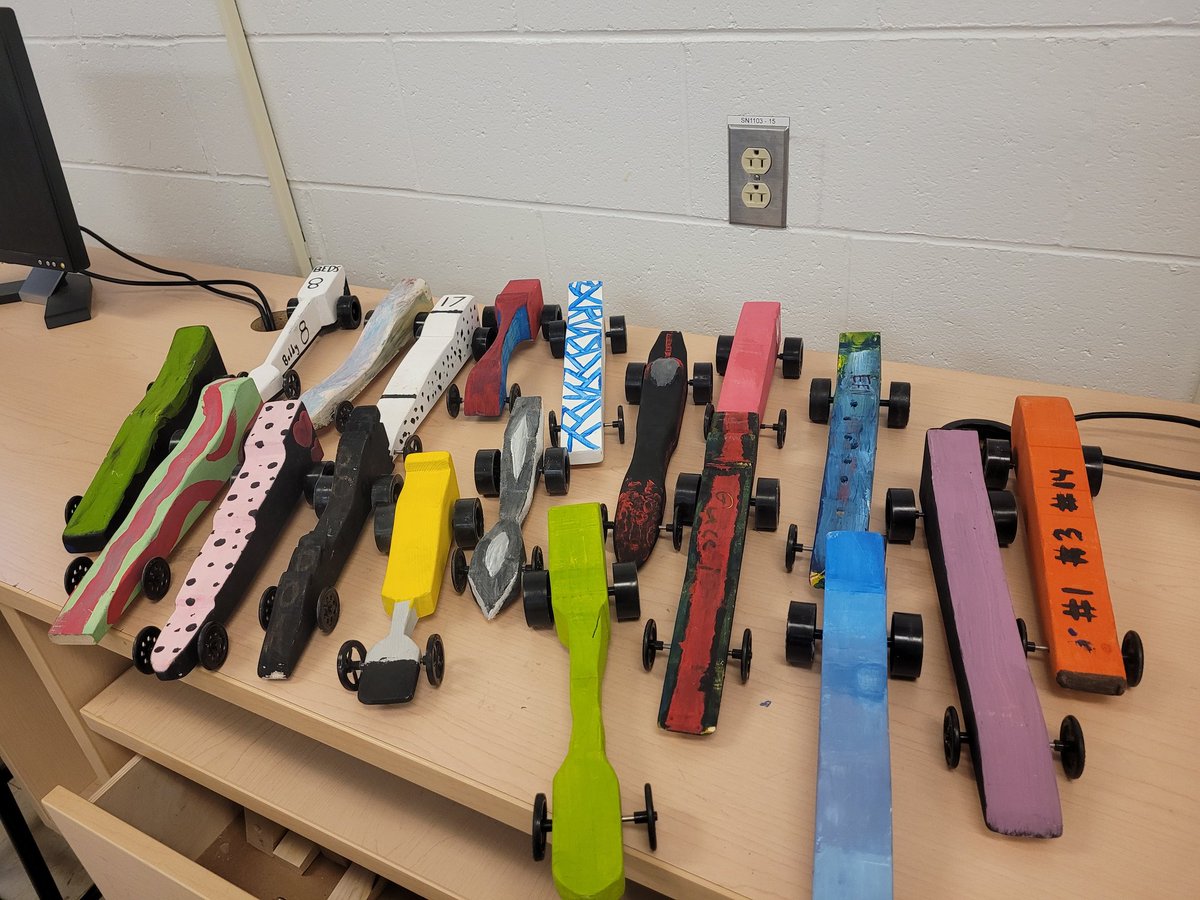 JRedmondtech's tweet photo. @RLJH_HRSB is off to the races!!! https://t.co/sJF8VwLUDf