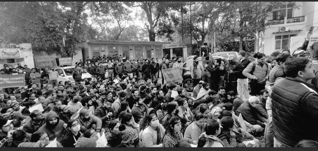 meghaaaa05's tweet image. #relocation2jammu 
#onlysolutionrelocation 
#kashmiripandits