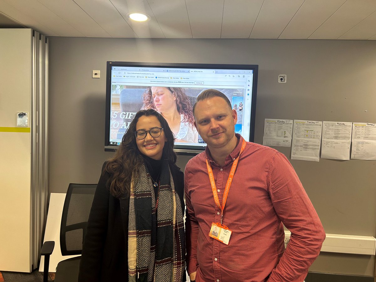 Haringey6thForm's tweet image. As part of #TeamHaringey6 #Creatives #WorkExperienceWeek we had our very own #H6Alumni come in and support current students as she now works for @ForusFilms who we work with regularly  so amazing to see the full circle - we are #H6Proud of you Milena #MoreThanACollege