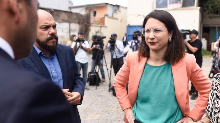 Crisis por seguridad: Homicidios en Santiago Centro alcanzan sus peores cifras en 18 años, en medio de fuertes críticas a Hassler ➟ bit.ly/3JQOJQd