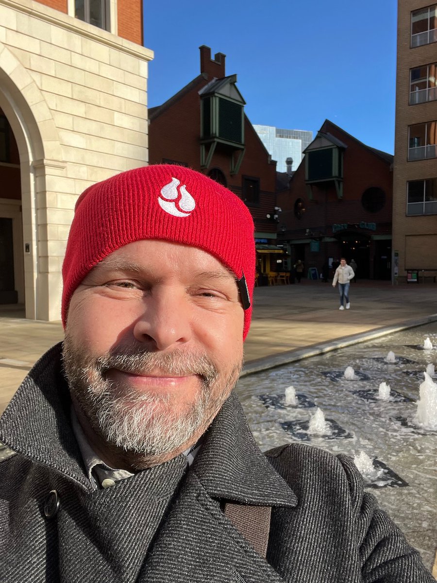 NigelTozer's tweet photo. As a freelancer, protecting my work and my customer's data is really important 

Thanks to @backblaze for protecting my data, and my head from the cold! 🔥

And for making both really easy, obvs 😉

#backup #business #technology https://t.co/NEsNgg7AcE
