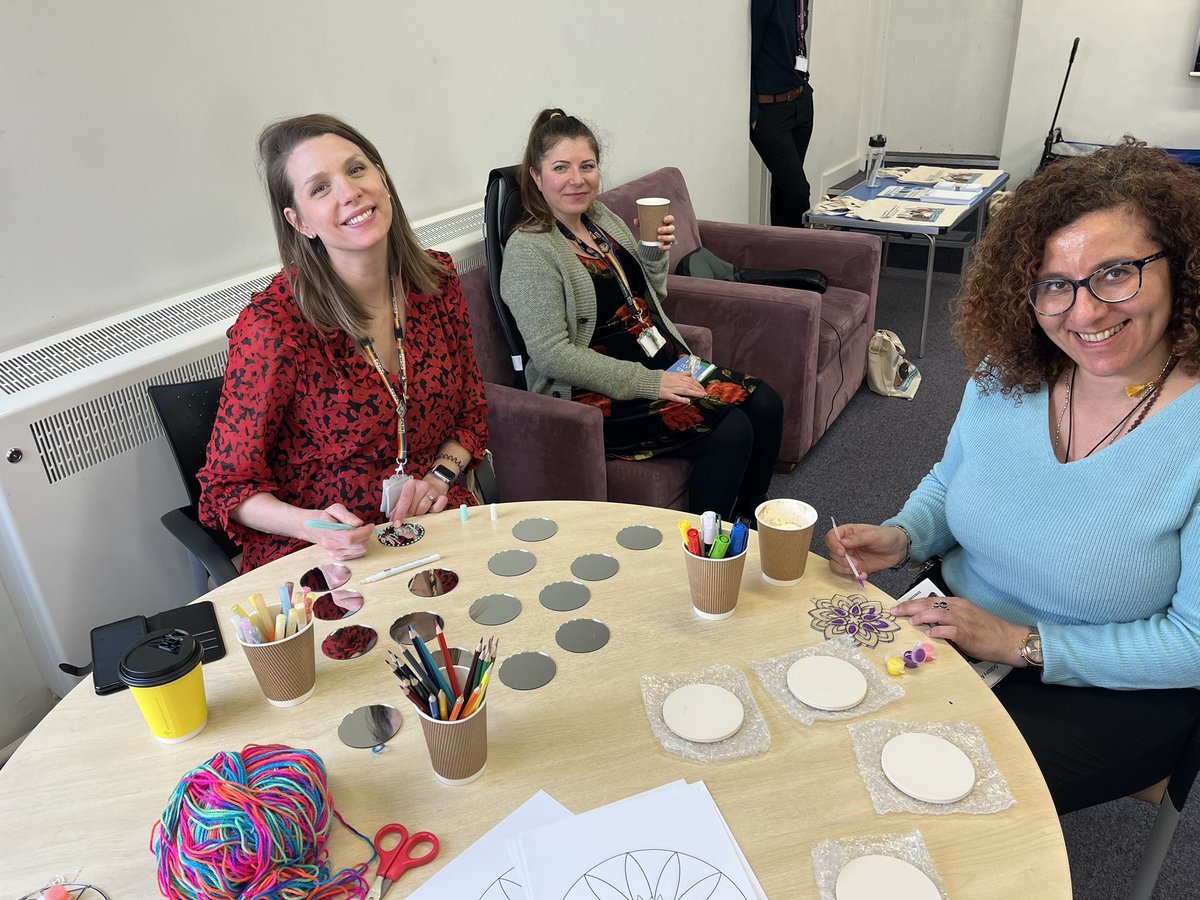 Uma Bartlett tweet media