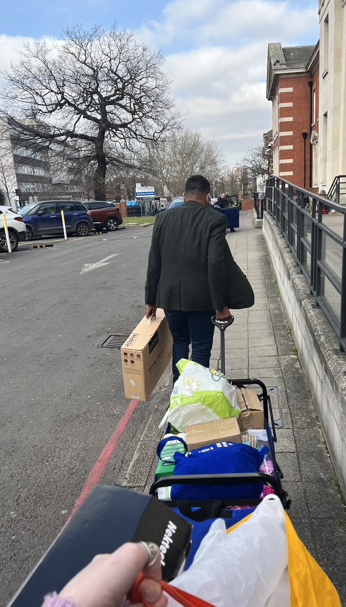 Uma Bartlett tweet media