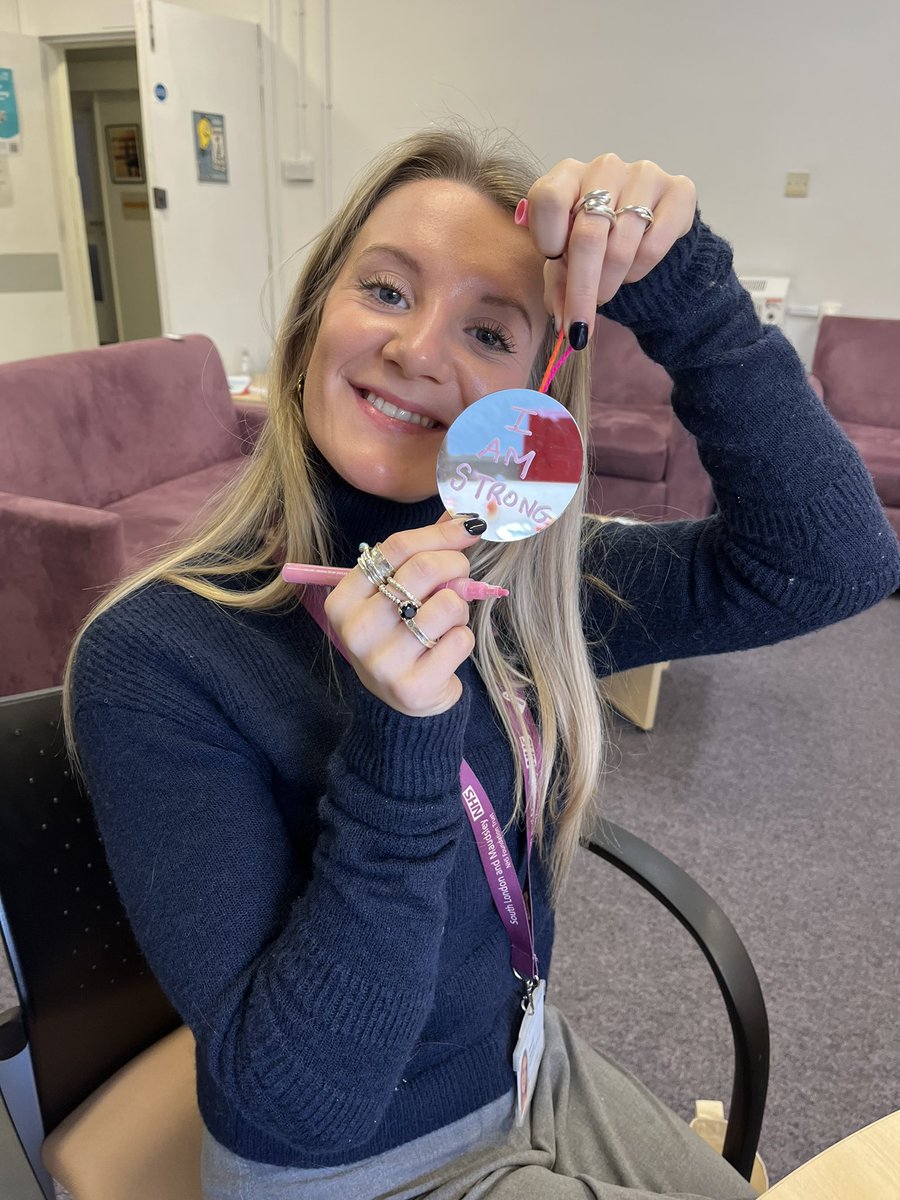 Uma Bartlett tweet media