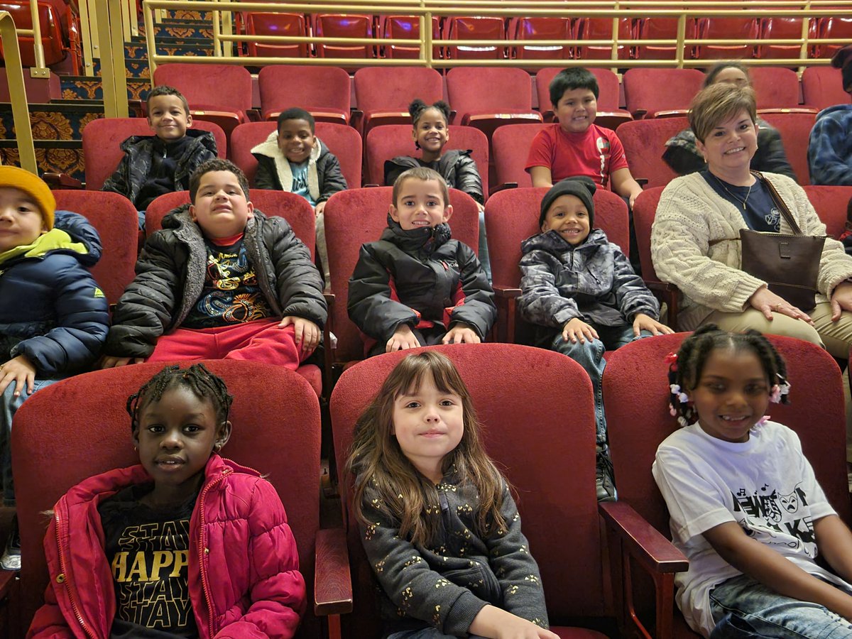 #NDBSOA scholara enjoying "It's O.K. to be Different" <a href="/playhousesquare/">Playhouse Square</a> ! <a href="/OHEducation/">OH Dept of Ed and Workforce</a> <a href="/EricGordon_CEO/">Eric S. Gordon</a> <a href="/JustinMBibb/">Justin M. Bibb</a> <a href="/teachcle_cmsd/">Teach Cleveland</a> <a href="/CityofCleveland/">City of Cleveland</a> <a href="/Get2SchoolCLE/">Get to School #CLE</a> <a href="/CLEMetroSchools/">Cleveland Metropolitan School District</a>