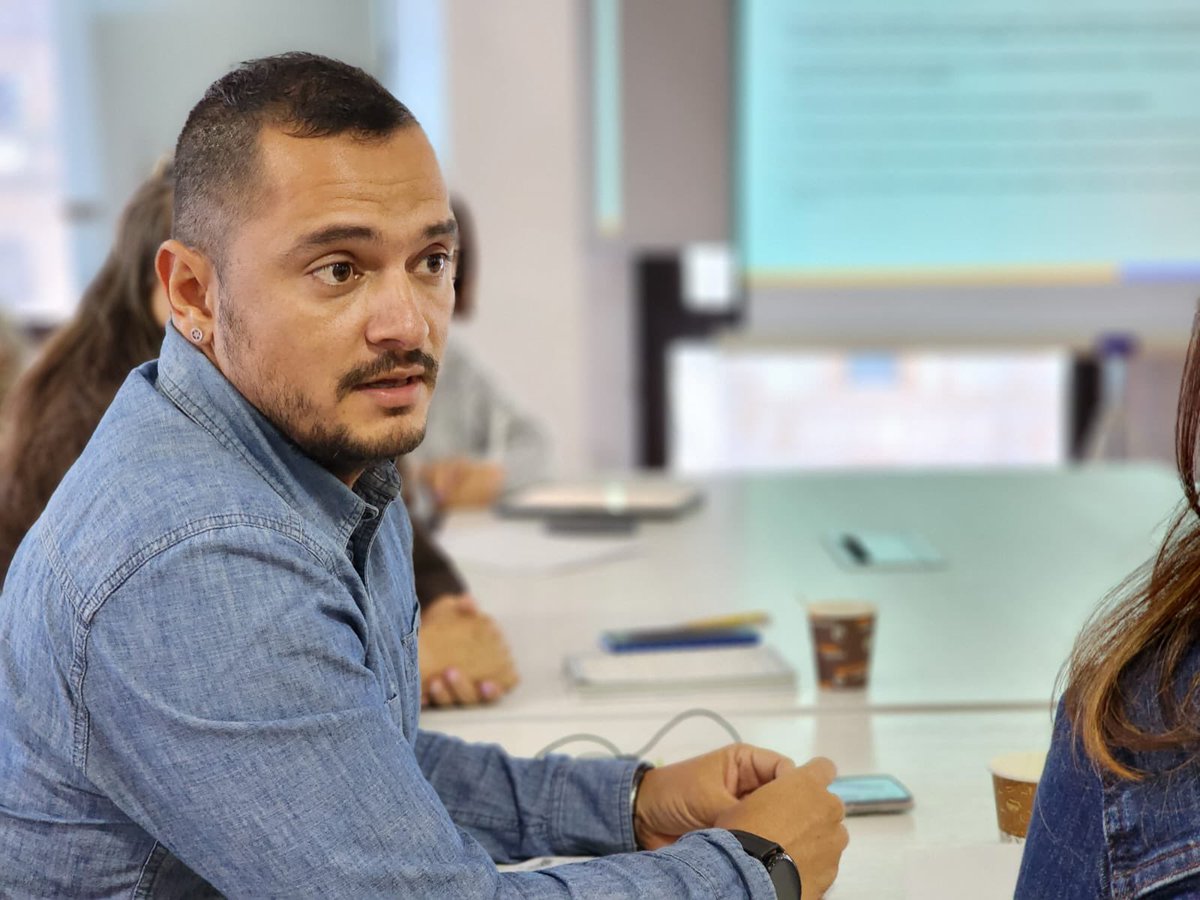 ARNColombia's tweet photo. “ Desde Ecomun reiteramos la urgencia de la garantía de la sostenibilidad económica basada en tres puntos: Asistencia Técnica, Acceso a Tierras y la implementación un nuevo modelo de asistencia que supere al asistencialista” Juan Camilo Londoño Ramírez invitado de @EcomunCo 🕊 https://t.co/nejIphf1U8
