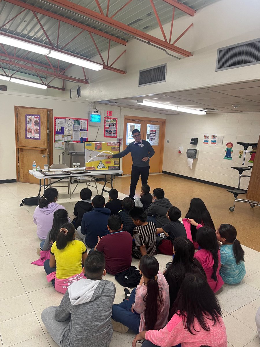 Seguin Elementary (@seguinelem) on Twitter photo 2023 Seguin Career Fair: Thank you to Mr. Eddie Lopez from <a href="/counseling_misd/">McAllen ISD Counseling Department</a> for sharing information on different career pathways. Our Roadrunners learned so much! 💚💛 2023 Seguin Career Fair: Thank you to Mr. Eddie Lopez from <a href="/counseling_misd/">McAllen ISD Counseling Department</a> for sharing information on different career pathways. Our Roadrunners learned so much! 💚💛