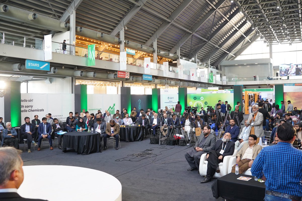 PCE_2022's tweet photo. Highlights from the CEO Panel Discussion on the topic of "Pakistan's Chemical Industry; Challenges &amp; Opportunities - Vision 2050"

#PakistanChemicalExpo #PCMA #PCE2023 #InternationalConference https://t.co/4QKtU0bh8w