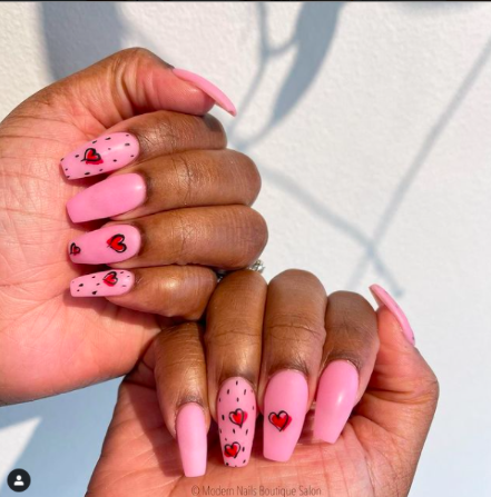 snsnails_'s tweet photo. Valentines Day is around the corner so we are bringing back a few of our favorite designs from last years contestants. 
Which set is your favorite ? 
#throwbackthursday #valentinesday #vdaynails #vdaynails2023 https://t.co/voecA5a32T