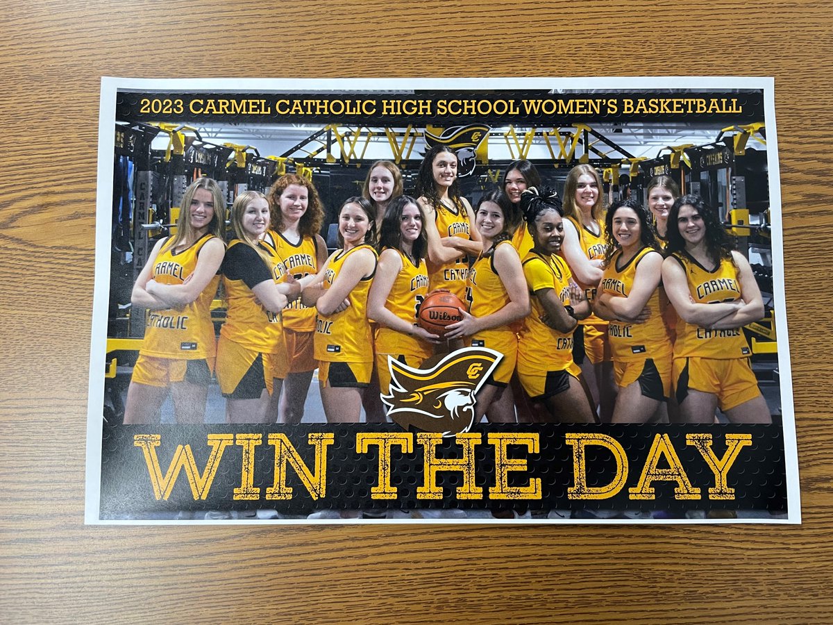 Last Home Game for your State Ranked Corsairs (21-7) as they take on the Evanston in the Salvi Arena tonight at 7pm.  It's poster and autograph signing night for the Varsity Team😀🏀!  Send off the team to the IHSA Playoffs!  #Unselfie #Uncommon #LegsFeedTheWolf #WinTheDay