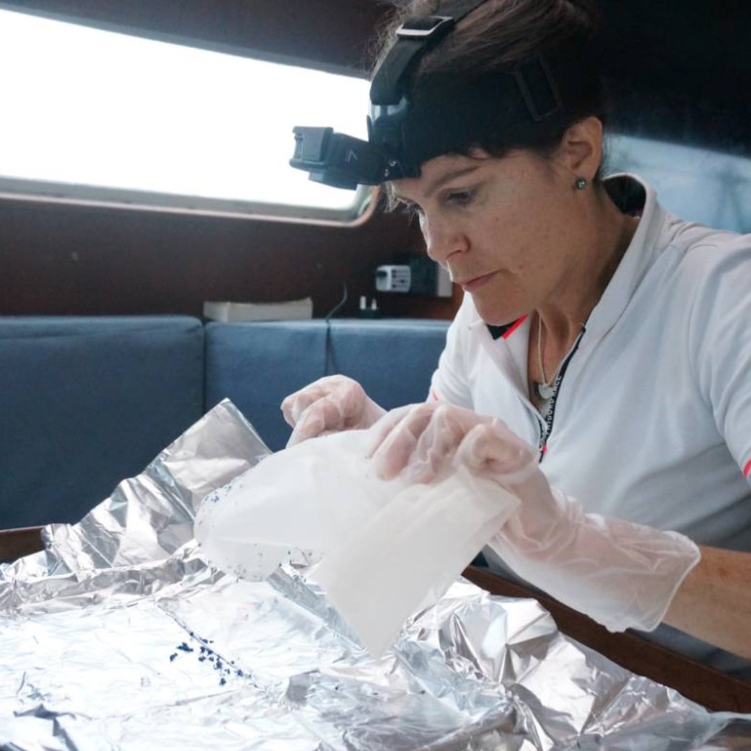 eXXpedition's tweet photo. Check out our latest blog to discover how eXXpedition Ambassador, Geraldine Le Roux, has been channelling her superpowers to inspire action against plastic pollution.
https://t.co/IX1e8Fh0UQ
#ghostnetart #ghostnet #indigenousart #author #womeninsailing #womeninscience https://t.co/8eHnMTujJ7