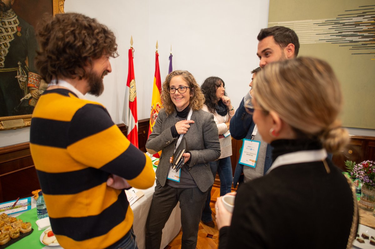 YoungForesters's tweet image. 👏🏻 Muchas gracias a todos los participantes 👏🏻 
📸 Ya podéis ver todas las fotos del evento en nuestro flickr: flickr.com/photos/1474513…

#GeoData #MeetUp  @diputacionPalen @SNGULAR @PC_UVa @sngular  @FCesefor
 #DataForest #ForestData