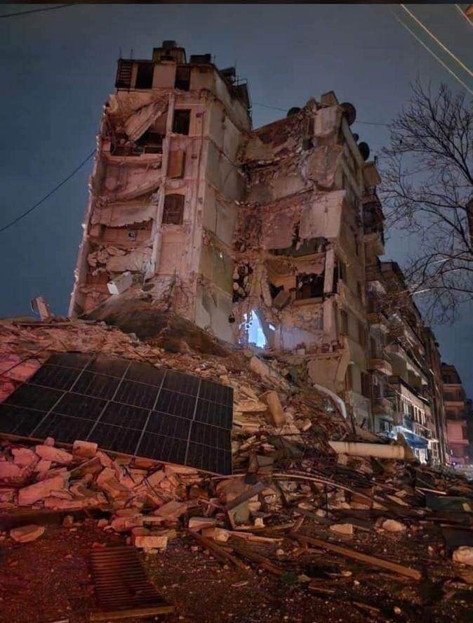 VicepresidenRM's tweet photo. La Agencia Española de #Cooperación Internacional para el Desarrollo ha informado que por el momento  desde nuestro país no está previsto organizar ningún tipo de envío de material ni comida a las zonas afectadas por #terremotos en Turquía y Siria⬇️y➡️🧵
https://t.co/JAju229I2r https://t.co/2IDpPmt47Y