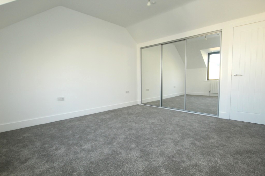 VincentShawRes's tweet image. 🔴#ForSale: newly built #1bed #terraced #property situated in a secluded #mews style development just to the north of the River Cam in #Chesterton #Cambridge.  Immaculately presented &amp;amp; chain free. 
 Viewing is strongly recommended. £375,000🏡