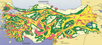 TÜRKİYE’NİN YER DAVRANIŞI BÖLGELENDİRME HARİTASI
Sarı: deprem yapan diri kırıklar, Yeşil: depremden etkilenme alanı, Kırmızı: dayanıksız, sorunlu yerler, Açık sarı: deprem odağı olmayan, sarsıma karşı en güvenli olan yerler(Yapan:Prof. Dr. ÖVGÜN AHMET ERCAN, 2005)