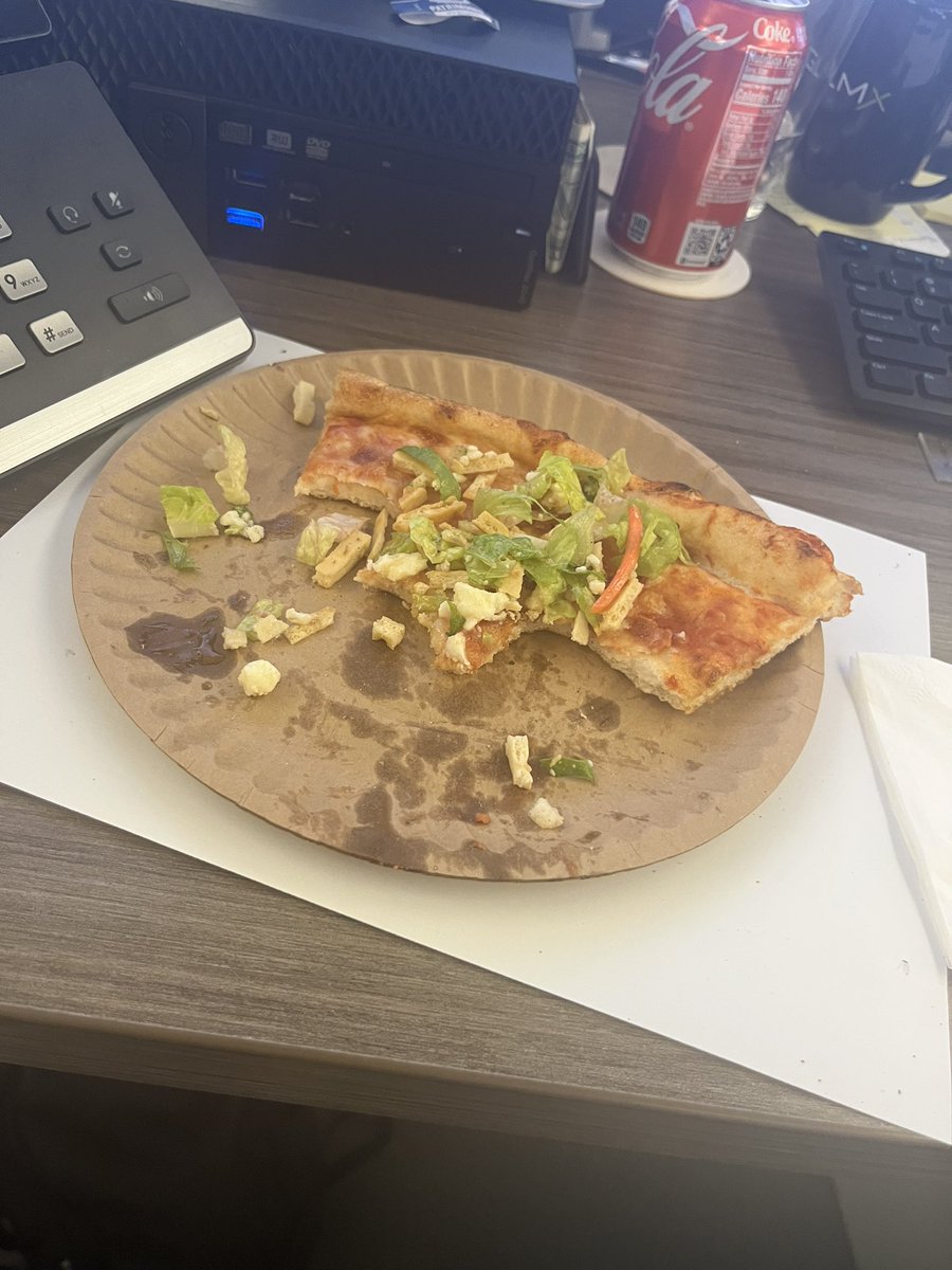 GLMXTech's tweet photo. Happy National Pizza Day! Help us settle the age old debate of the correct way to eat pizza! Stack them, cut it, add some salad or fold it? #NationalPizzaDay #GLMX https://t.co/sRn7NTPBYN