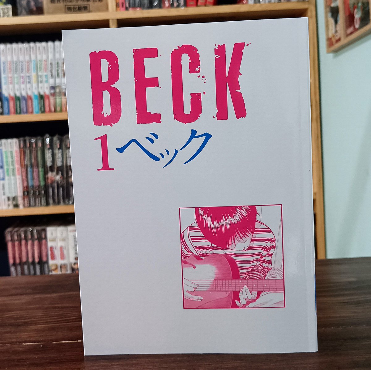 _shonenjunk's tweet photo. Se hizo esperar, pero Beck llegó, y llegó con todo. 

Con una edición Kanzenabn 2 en 1 y una historia con altísima estima entro los fans, podemos estar ante el mayor estreno de @DistritoMangaMx del año!
🎸🎸🎸

Pueden checar la review aquí ⬇️
https://t.co/rjtigrM0GF https://t.co/73OZlFFG6Y
