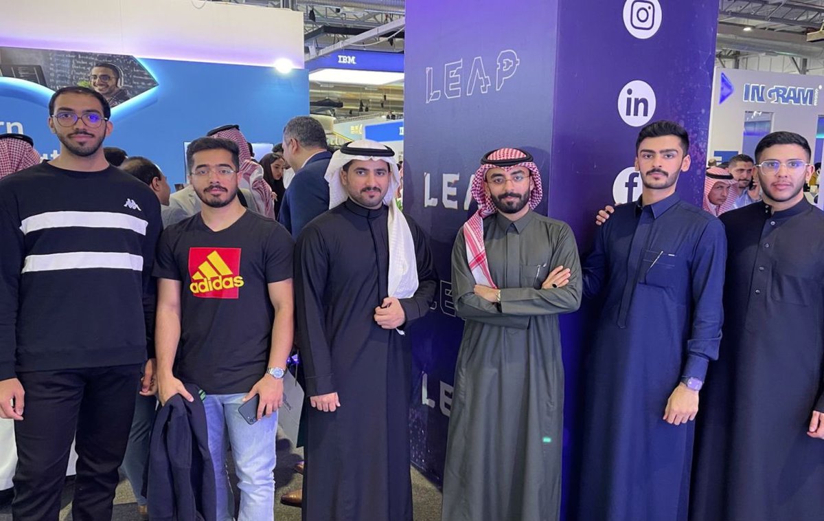 A_Alomran11's tweet photo. It was a pleasure to attend the #leap23 Tech conference, and the experience was mind blowing. 

The integration of AI, robotics, and automation into both industrial and R&amp;D settings is remarkable, and its importance will continue to be recognized in the healthcare industry. https://t.co/jLGUdzKEkQ