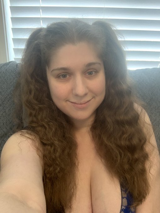 The face and The Body https://t.co/k7oYfdHmXX<a href="/tag/mvsales"class="tags"><span>#mvsales</span></a>