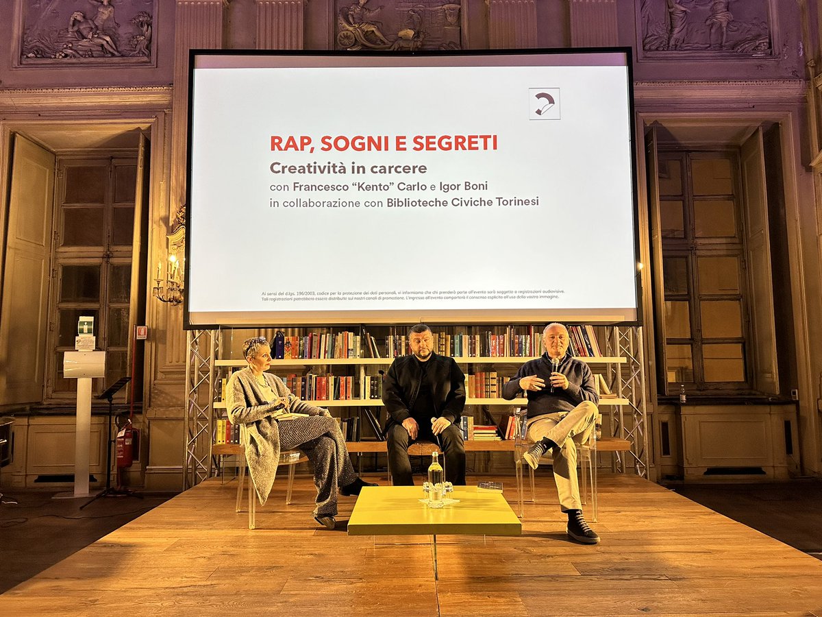 CircoloLettori's tweet photo. Al Circolo dei lettori parliamo con @FrancescoKento, @CarolaMessina e Igor Boni del laboratorio che abbiamo svolto nella Casa Circondariale Lorusso e Cutugno.

🔗  https://t.co/zk1XIJYrQm 
Qui “Pelle tosta” la canzone con videoclip registrata dai detenuti in Carcere.

#carcere https://t.co/x6JWwtRvkI